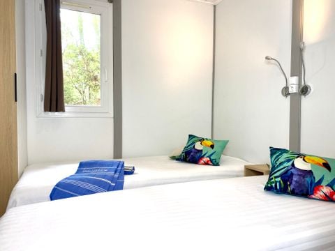 CHALET 5 personnes - Chalet Club 4/5p - 2 chambres - TV - Climatisation