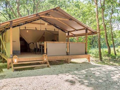 TENTE TOILE ET BOIS 5 personnes - Kenya, sans sanitaires (vue forêt)