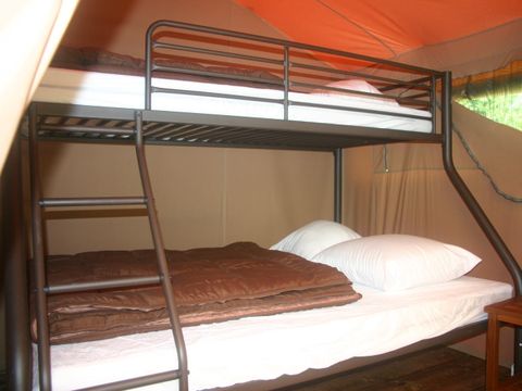 TENTE 5 personnes - Lodge sans sanitaires