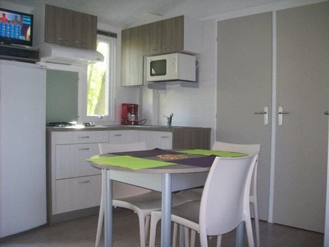 MOBILHOME 4 personnes - Ibiza 27,5m² + terrasse semi-couverte