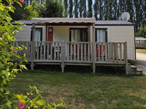 Mobilhome 4 personnes - Nirvana Duo 33m² 2 salles d'eau/terrasse semi couverte.