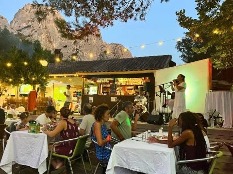 Camping La Vallée Heureuse Pausado - Camping Bouches-du-Rhône