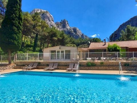 Camping La Vallée Heureuse Pausado - Camping Bouches-du-Rhône