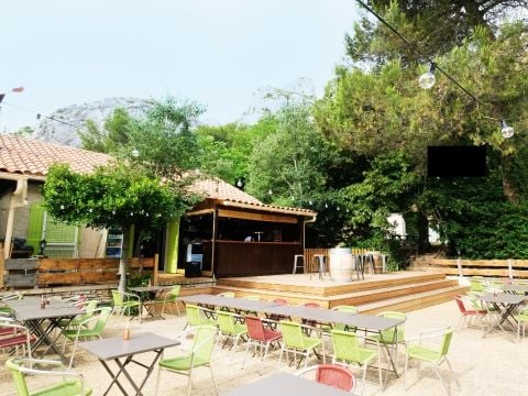 Camping La Vallée Heureuse Pausado - Camping Bouches-du-Rhône
