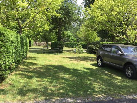 Emplacement - Emplacement: voiture + tente/caravane ou camping-car
