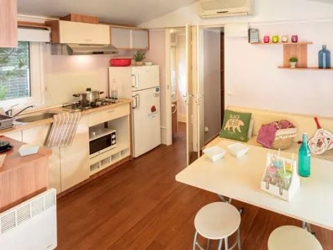 MOBILHOME 6 personnes - Classic | 2 Ch. | 4/6 Pers. | Terrasse surélevée | Clim.