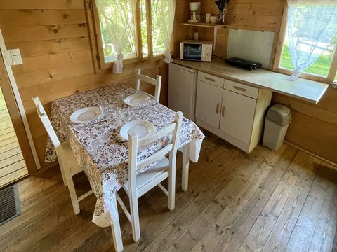 CHALET 3 personnes - 1 pièce 15 m² - sans sanitaires