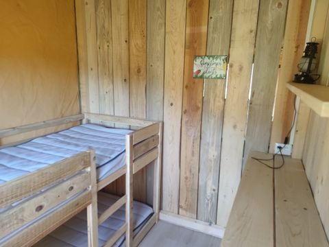 Lodge 4 personnes - Grande Tente Lodge Glamping 42M2