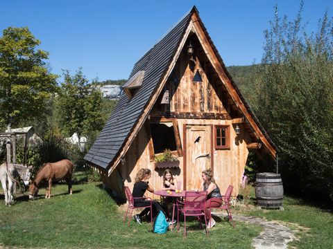 HÉBERGEMENT INSOLITE 4 personnes - FAERIE COTTAGE