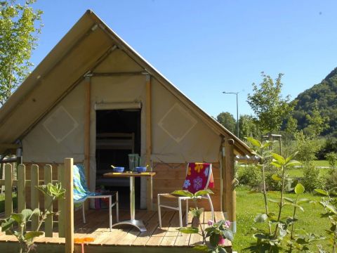 TENTE TOILE ET BOIS 2 personnes - Lodge Canadienne PMR, la tente confort avec petit déjeuner; accessible fauteuils
