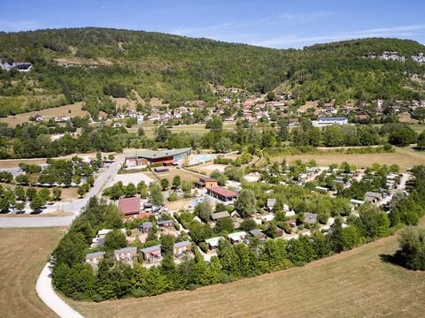 Domaine La Roche D'Ully - Camping Doubs - Afbeelding N°0