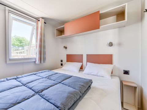 MOBILHOME 6 personnes - Premium | 3 Ch. | 6 Pers. | Terrasse surélevée | 2 SDB | Clim.