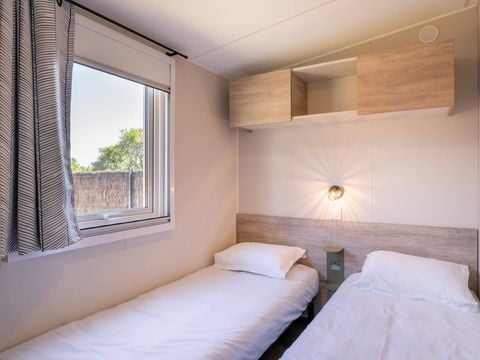 MOBILHOME 6 personnes - Mobil-home | Premium | 3 Ch. | 6 Pers. | Terrasse surélevée | Clim. | TV