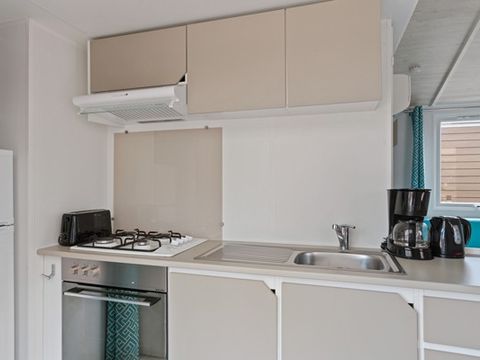 MOBILHOME 6 personnes -  Comfort | 3 Ch. | 6 Pers. | Terrasse surélevée | 1 SDB | Clim. | TV