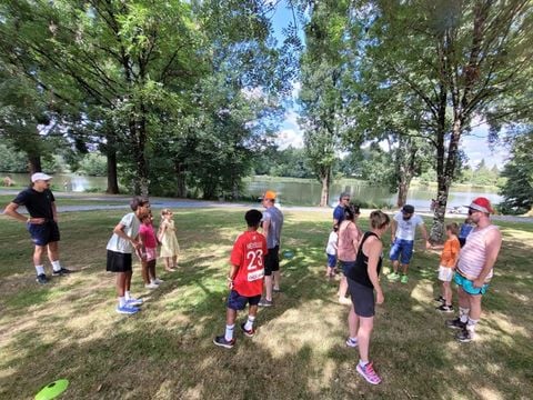 Camping Le Moulin Des Effres **** - Camping Deux-Sèvres
