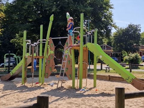 Camping Le Moulin Des Effres **** - Camping Deux-Sèvres