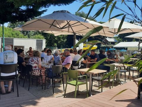 Camping Le Moulin Des Effres **** - Camping Deux-Sèvres