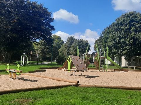 Camping Le Moulin Des Effres **** - Camping Deux-Sèvres
