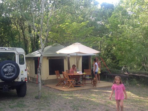 Bungalow 4 personnes - MAYOTTE sans sanitaires 16 m²