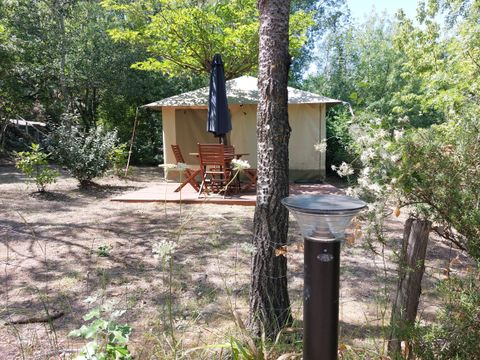 Bungalow 4 personnes - MAYOTTE sans sanitaires 16 m²