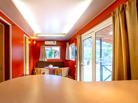 BUNGALOW 6 personnes - S-700