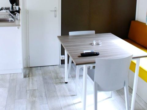 MOBILHOME 6 personnes - S-2300