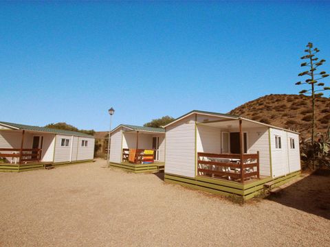 MOBILHOME 4 personnes - Mobil-home 1/4 pers