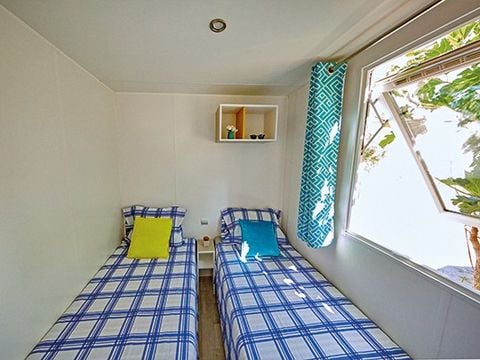 MOBILHOME 6 personnes - Classic | 3 Ch. | 6 Pers. | Terrasse surélevée | Clim.