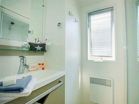 Mobilhome 6 personnes - Comfort | 3 Ch. | 6 Pers. | Terrasse surélevée | Clim.