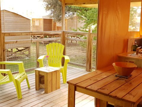 Hébergement 4 personnes - ECOLODGE SUR PILOTIS
