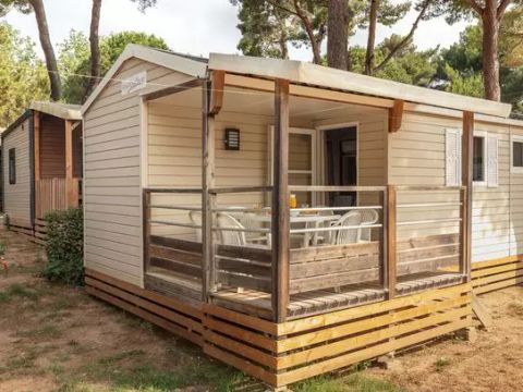 MOBILHOME 4 personnes - Comfort | 2 Ch. | 4 Pers. | Terrasse simple | Clim.