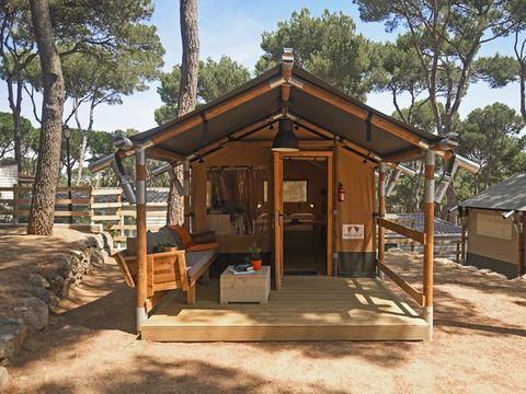 Tente en toile et en bois 2 personnes - Tente Montgrí
