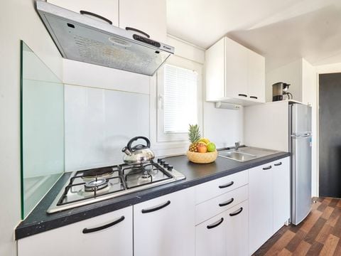 MOBILHOME 6 personnes - Comfort | 3 Ch. | 6 Pers. | Terrasse surélevée | 2 SDB | Clim. | TV