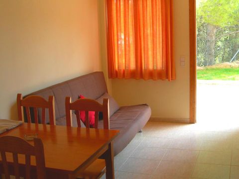 APPARTEMENT 2 personnes - ALHAMA B