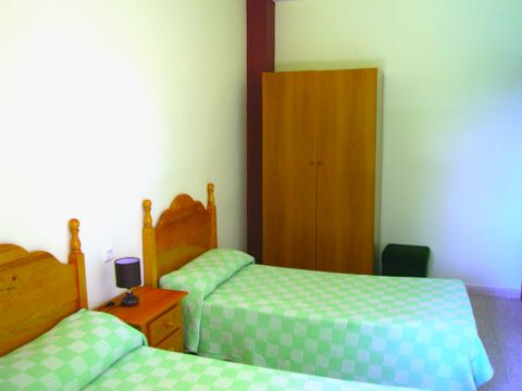 APPARTEMENT 4 personnes - ALHAMA A