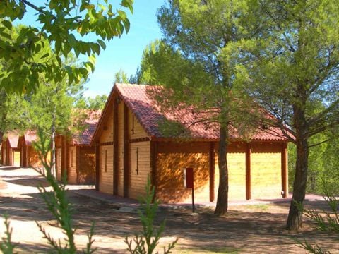 BUNGALOW 5 personnes - MONASTERIO DE PIEDRA