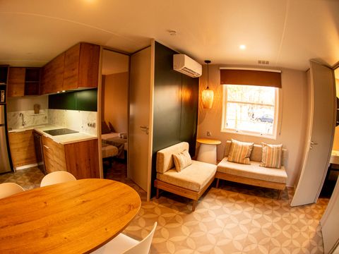 BUNGALOW 2 personnes - 2 Chambres