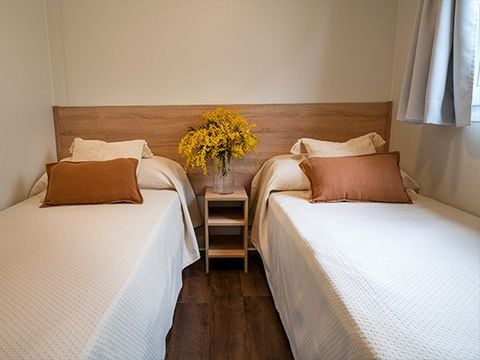 Mobilhome 6 personnes - Comfort XL | 3 Ch. | 6 Pers. | Terrasse surélevée | Clim.