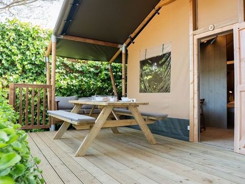 Tente en toile et en bois 2 personnes - Safari Tent