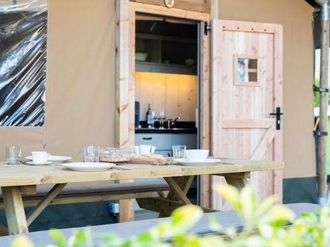 Tente en toile et en bois 2 personnes - Safari Tent