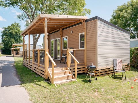 MOBILHOME 6 personnes - Mobil-home | Premium | 3 Ch. | 6 Pers. | Terrasse surélevée | Clim. | TV
