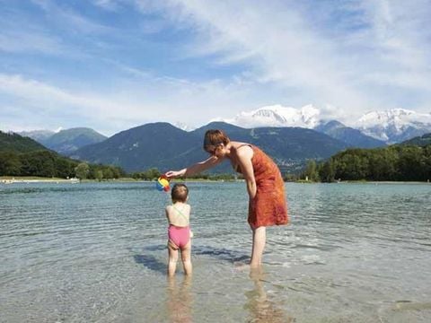 Flower Camping Les Iles - Camping Haute-Savoie