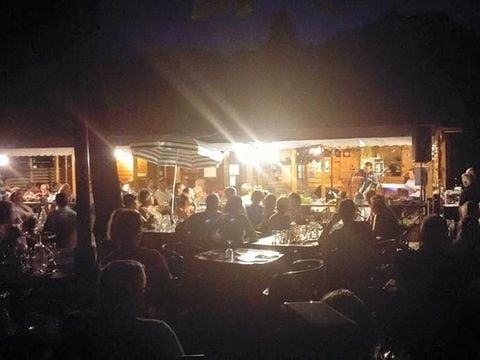 Flower Camping Les Iles - Camping Haute-Savoie