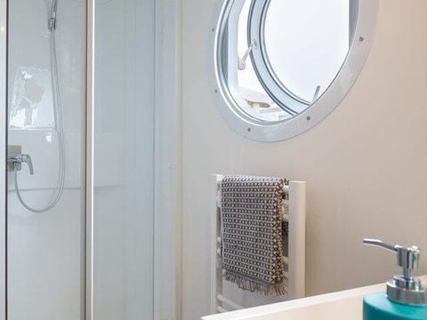 MOBILHOME 6 personnes - C- Mobil-home Caraïbes - 2 chambres