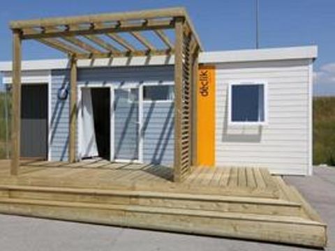 MOBILHOME 4 personnes - Confort 25m² (2 chambres) + terrasse semi-couverte 10m² + TV | 4 personnes