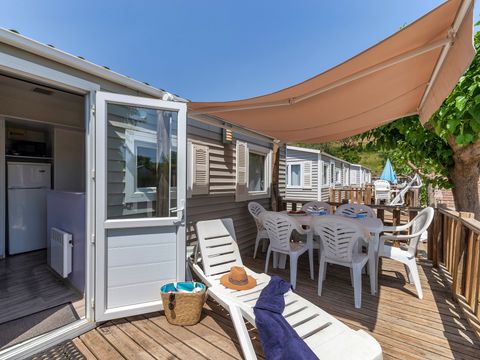 MOBILHOME 6 personnes - Classic | 2 Ch. | 4/6 Pers. | Terrasse surélevée | Clim.