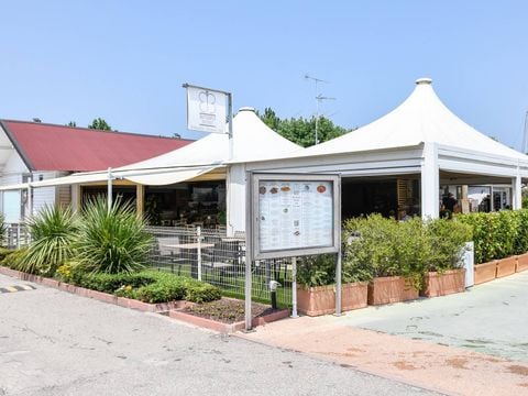 Butterfly Camping Village - Camping Vérone - Image N°4