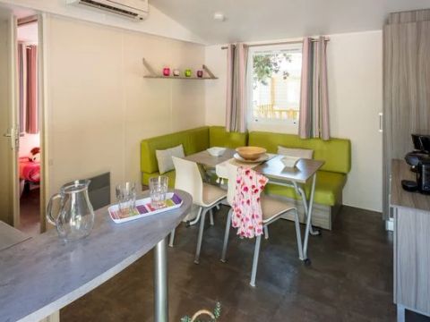 MOBILHOME 6 personnes - Comfort | 2 Ch. | 4/6 Pers. | *Terrasse surélevée* | 1 SDB | Clim.