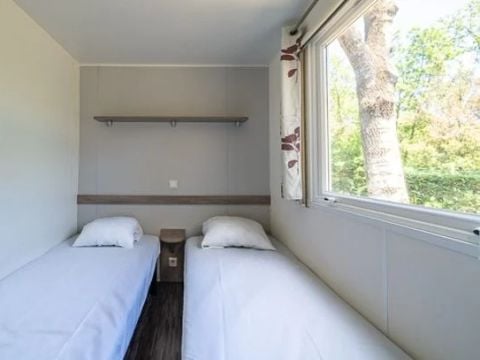 MOBILHOME 6 personnes - Comfort | 2 Ch. | 4/6 Pers. | *Terrasse surélevée* | 1 SDB | Clim.