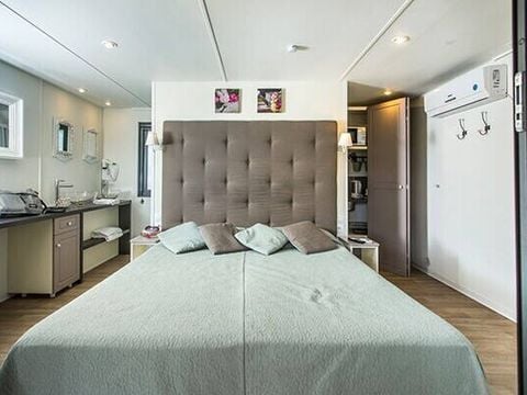 MOBILHOME 2 personnes - Comfort | Studio | 2 Pers. | Terrasse surélevée | 1 SDB | Clim
